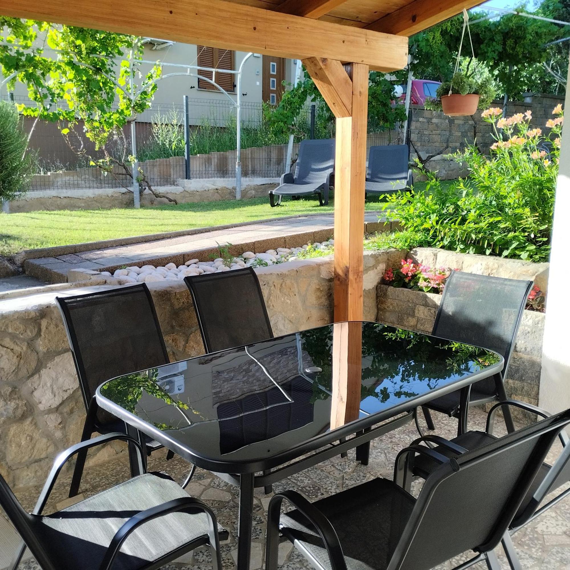 Apartmani Gero Lopar Esterno foto